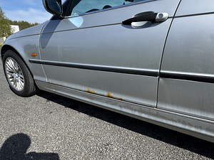 BMW 320 E46 manuaal (7 foto / 9)