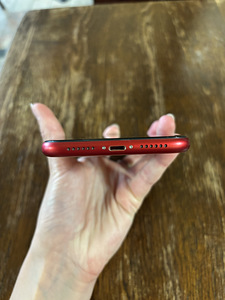 iPhone XR 64GB (4 foto / 5)