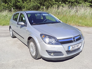 Opel Astra H (1 фото из 9)