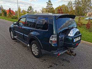 Mitsubishi Pajero 3.2 125kw (3 foto / 9)