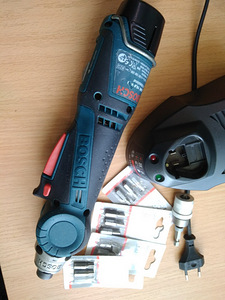 AKUTRELL BOSCH GWI 10,8 V-LI PROF. (AKUNURKTRELL) (9 foto / 9)