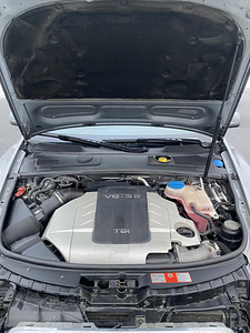 Audi A6 C6 Allroad (8 foto / 10)