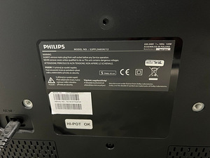 PHILIPS LCD-teler 32" 81CM (3 foto / 3)