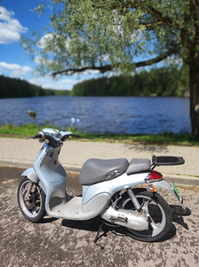 Yamaha Why 50cc. 2т. (8 фото из 8)