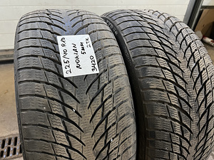 225/40 R19 NOKIAN (1 foto / 2)