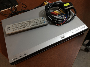 DVD/VCD/CD плеер - LG DS563X (2 фото из 2)