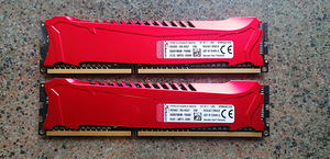 RAM 8GB DDR3 (2x4) 2400MHz, 8GB DDR3 1866MHz (2 foto / 6)