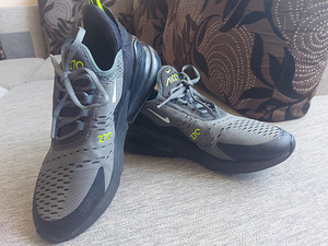 NIKE AIR MAX 270 GS suurus 38.5 24cm (1 foto / 6)