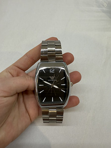 Müüa kellad Emporio Armani .Uus (2 foto / 2)