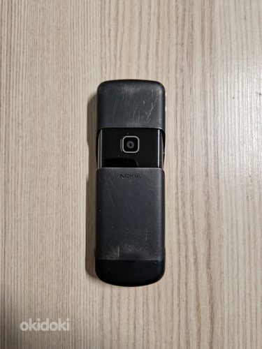 Nokia 8600 Luna (фото #2)