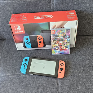Nintendo switch v1 + 256gb & mario kart (1 foto / 3)