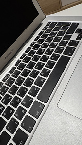 MacBook Air (13-inch, 2017) 128GB (3 foto / 7)