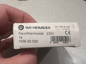Termostaat põrandakütte jaoks (2 foto / 2)