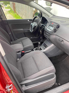 Продам VW GOLF Plus 1.6 75kw 2008г. (6 фото из 6)