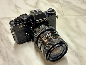 Filmikaamera Yashica FR I (Made in Japan) (4 foto / 7)