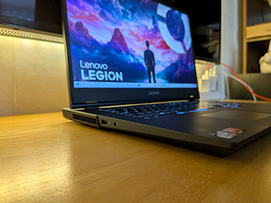 Lenovo Legion 5 (R7-4800H, 16GB, 512GB, RTX2060, 144HZ 17,3" (2 foto / 7)