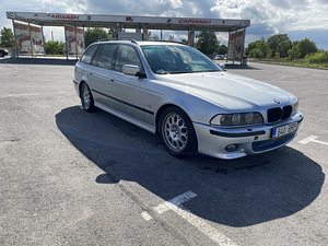 BMW 530d,M-packet (2 foto / 5)