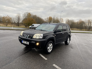 Nissan X-trail (1 foto / 8)