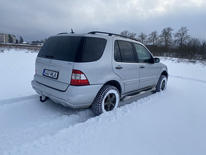 Mercedes-Benz ml400d 4wd (3 foto / 5)