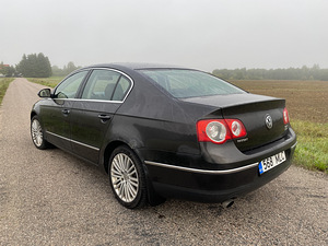 Volkswagen Passat FSI 4 motion (3 foto / 5)