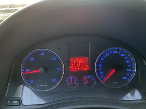 Volkswagen Jetta (9 фото из 9)
