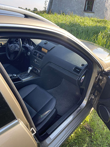 Mercedes-Benz c220d AMG-packet (5 foto / 11)