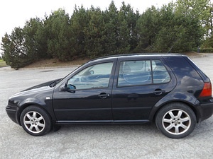 VW GOLF V 1.9TDI 66kw (2 foto / 6)
