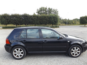 VW GOLF V 1.9TDI 66kw (3 foto / 6)