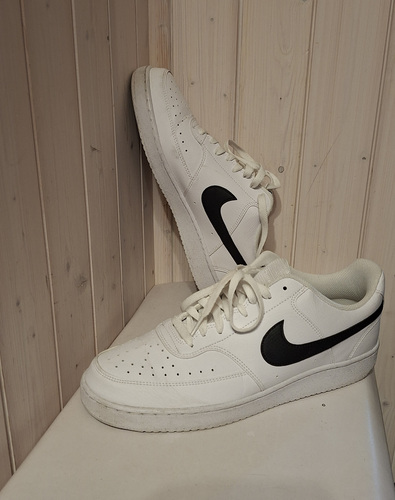 Кроссовки Nike