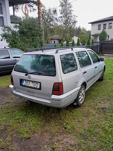 M: Volkswagen Golf Variant 1.9tdi 81kw (4 foto / 6)