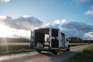 Kaubik Peugeot Boxer 2.2 TDI 81kW (11 foto / 15)