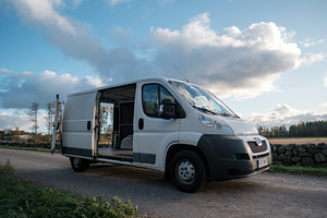 Kaubik Peugeot Boxer 2.2 TDI 81kW (12 foto / 15)