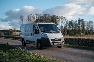 Kaubik Peugeot Boxer 2.2 TDI 81kW (1 foto / 10)