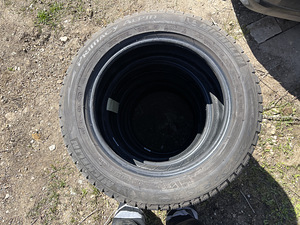 Rehvid Michelin 215/55 R16 M+S (50€ = 4tk eest) (2 foto / 4)