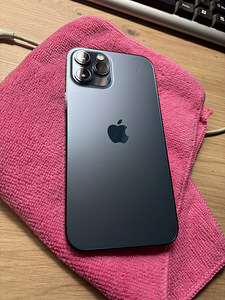 iPhone 12 Pro Max 128GB Pacific Blue + док и аксессуары (2 фото из 5)