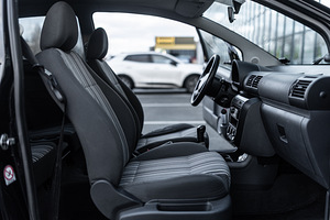 Volkswagen Fox (11 foto / 15)