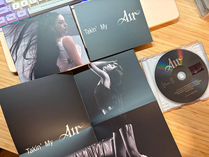 Yeji Air Special edition альбом ITZY (3 фото из 3)