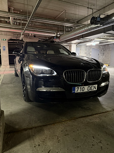 BMW 740d (2 фото из 15)