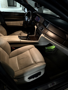BMW 740d (7 фото из 15)