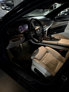 BMW 740d (5 фото из 15)