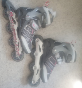 Müüa rulluisud ROLLERBLADE suurus 39-40 (1 foto / 4)