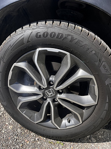 Rehvid Goodyear M+S (6 foto / 7)