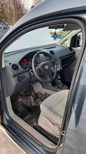 VW Caddy Maxi (4 foto / 14)