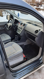 VW Caddy Maxi (8 foto / 14)