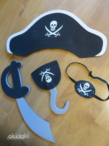 Новый пиратский набор из 5 предметов Marks&Spencer 4/7 лет (фото #3)
