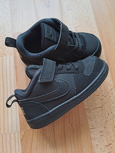 Väga korralikud Nike tossud (1 foto / 5)
