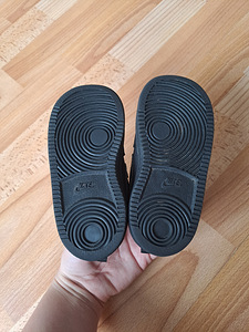 Väga korralikud Nike tossud (5 foto / 5)