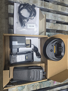 Motorola dp 1400 (1 foto / 1)