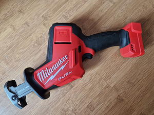 Milwaukee Fuel M18 FHZ Akupiiksaag (3 foto / 3)