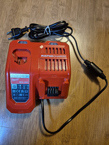 Milwaukee M12 M18 kiir laadija (1 foto / 1)